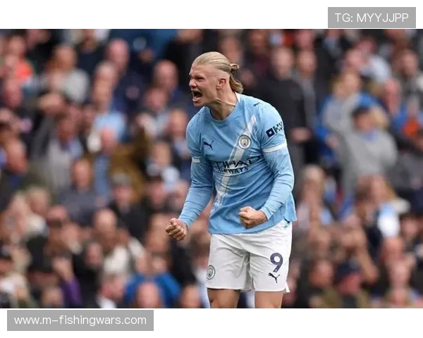 哈兰德点球被扑后头球破门,魔人持续肆虐英超防线 哈兰德点球被扑后头球破门,魔人持续肆虐英超防线